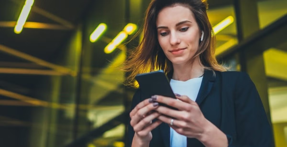 Machine Learning vs Deep Learning